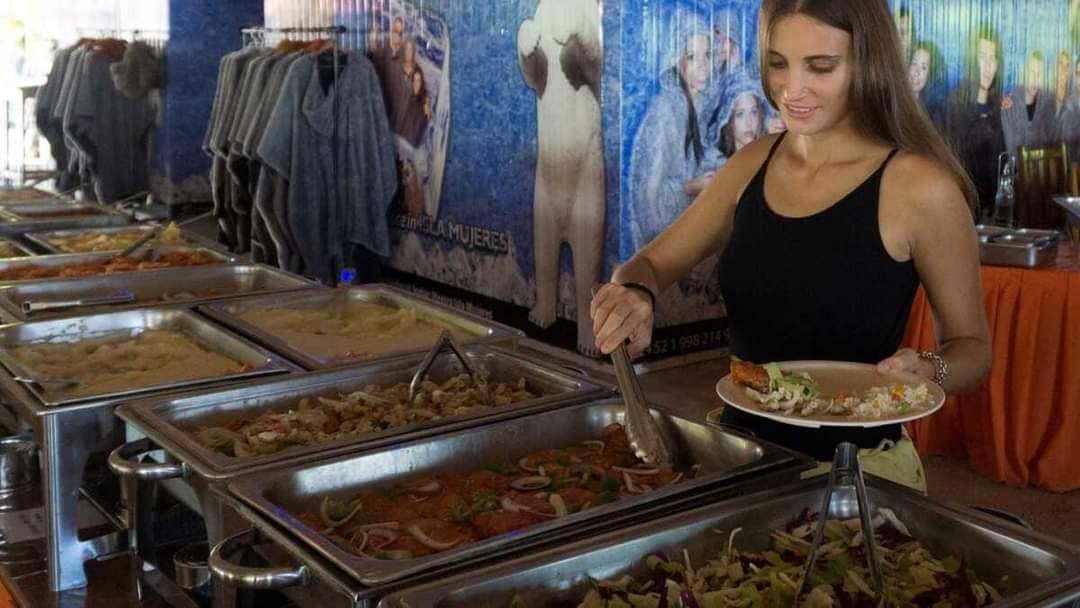 Isla Mujeres Catermaran Experience - Image 6